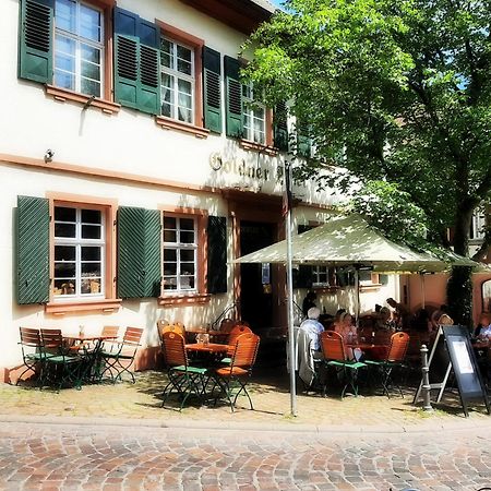 Historischer Adelshof Am Marktplatz, Atelier 70 M² فينهايم المظهر الخارجي الصورة